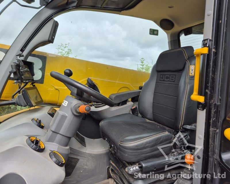 JCB 542-70 AgriXtra