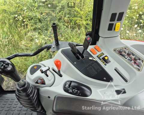 Massey Ferguson 5440 Loader Tractor