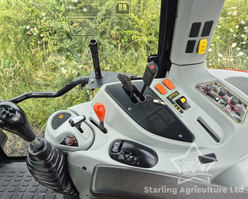 Massey Ferguson 5440 Loader Tractor