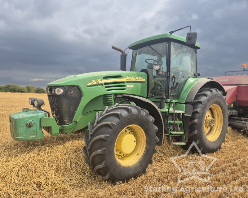 John Deere 7820 50kph.