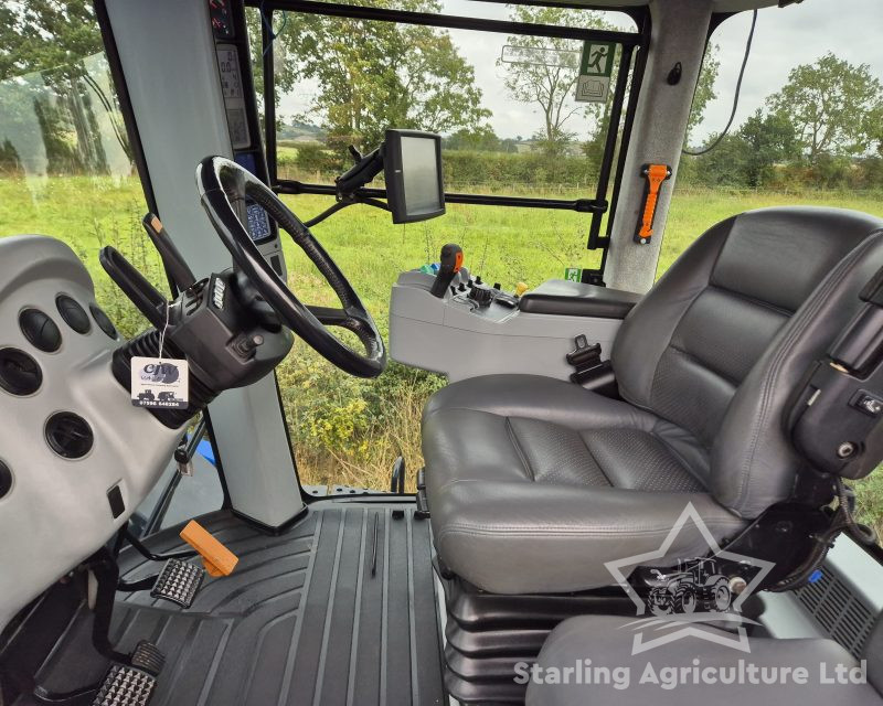 New Holland T9030