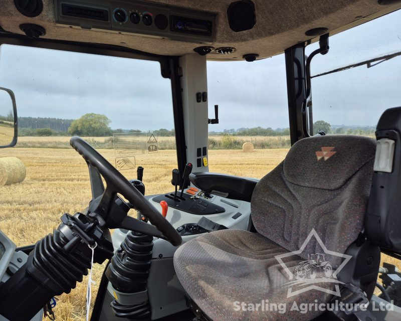 Massey Ferguson 5440 Loader Tractor