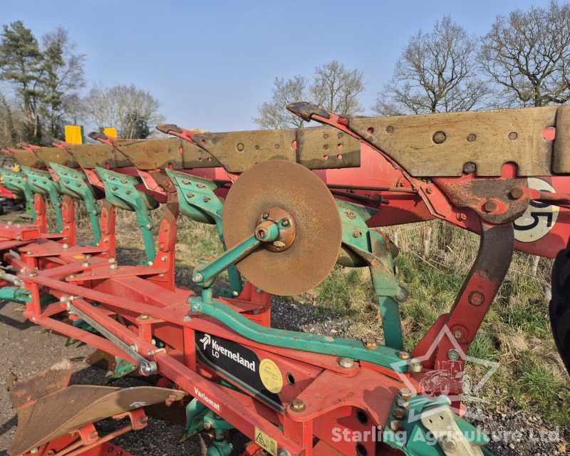 Kverneland LO85 7F Plough