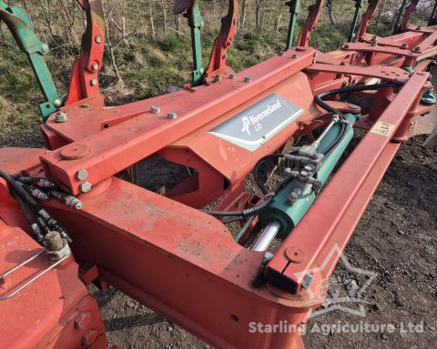 Kverneland LO85 7F Plough