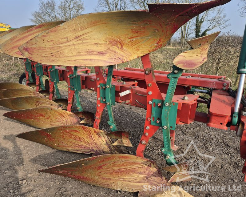 Kverneland LO85 7F Plough