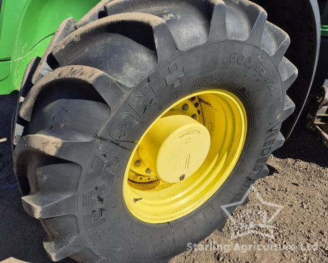 John Deere 7820 50kph.