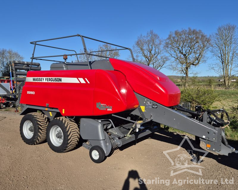 Massey Ferguson 2260 Baler