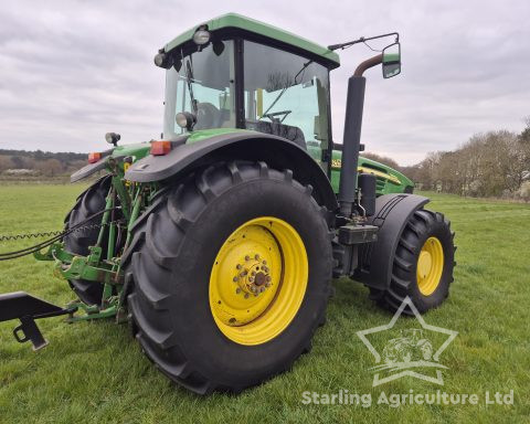 John Deere 7820 50kph.
