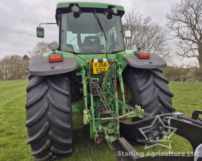 John Deere 7820 50kph.