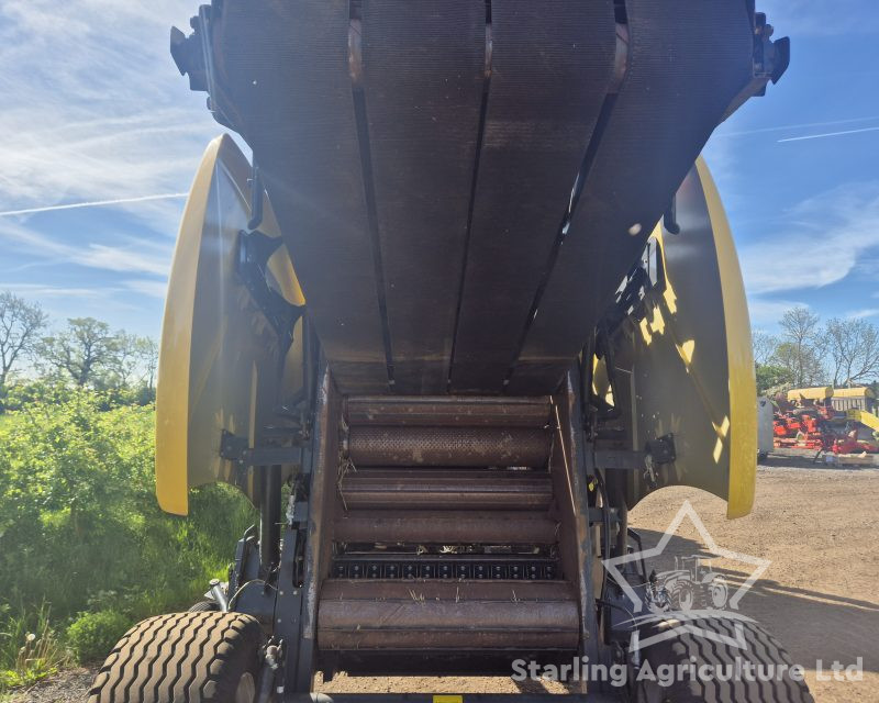 New Holland BR150 Round Baler