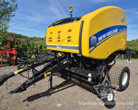 New Holland BR150 Round Baler
