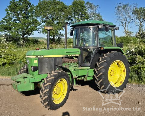John Deere 3050