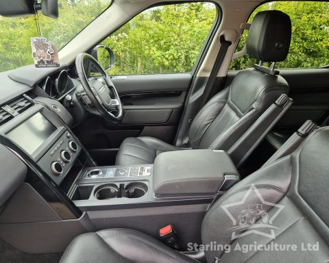Land Rover Discovery Commercial