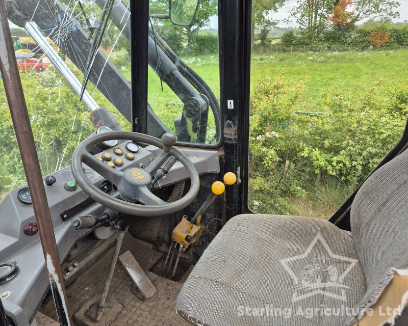 JCB 410 Loading Shovel