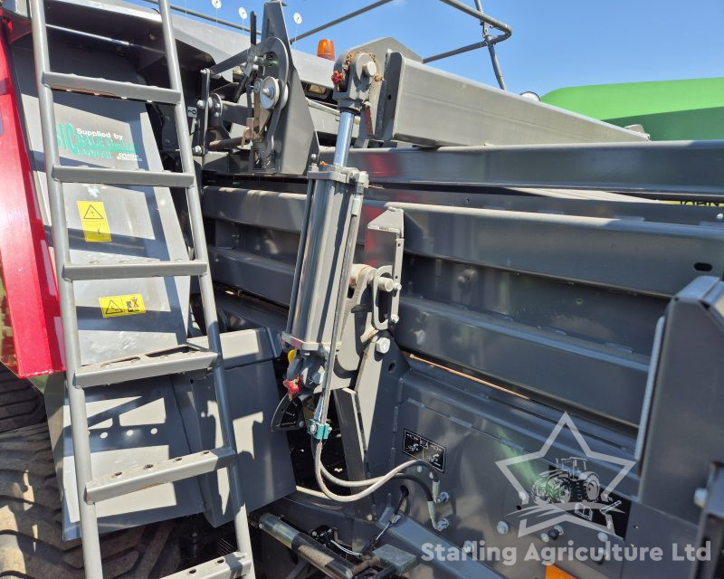 Massey Ferguson 2260 Baler