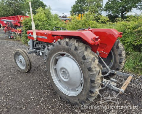 Massey Ferguson 148