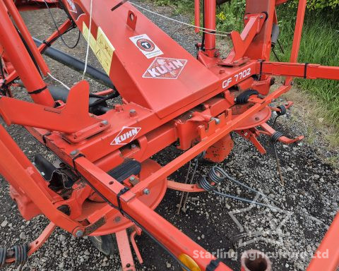 Kuhn GF7702 Tedder