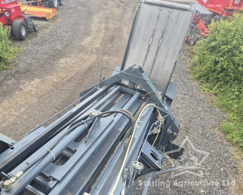 Welger D4000 80×70 Baler