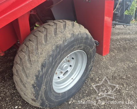 Welger D4000 80×70 Baler