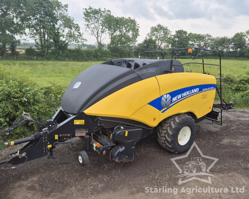New Holland 1290 Baler