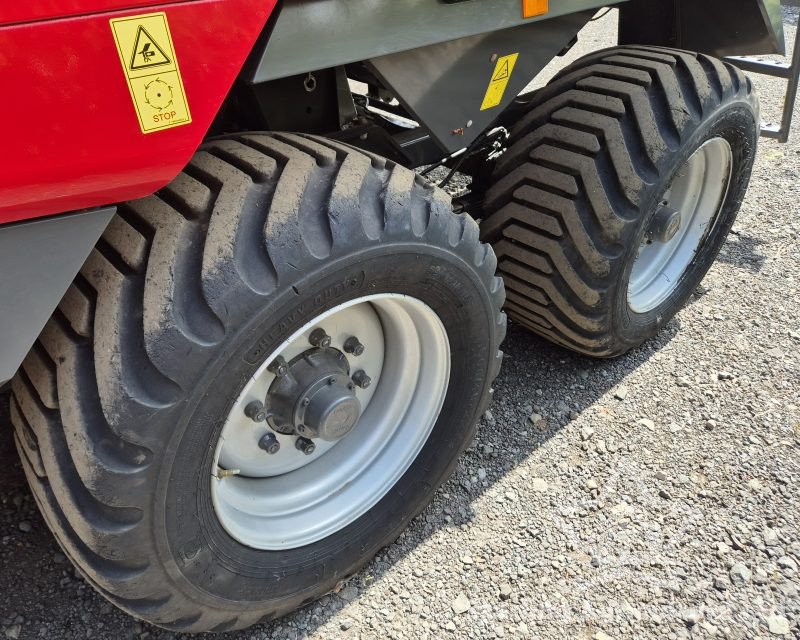 Massey Ferguson 2260 Baler