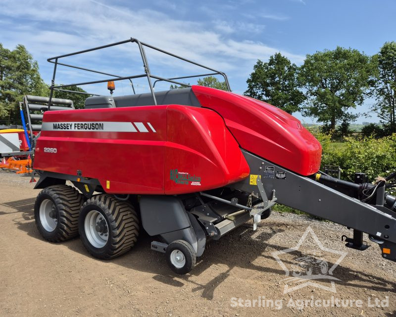 Massey Ferguson 2260 Baler