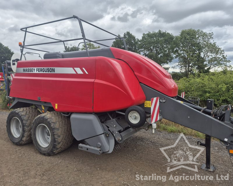 Massey Ferguson 2240 80 x 70 Baler