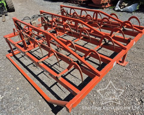 Browns Super Buzzard 3 Bale Grab