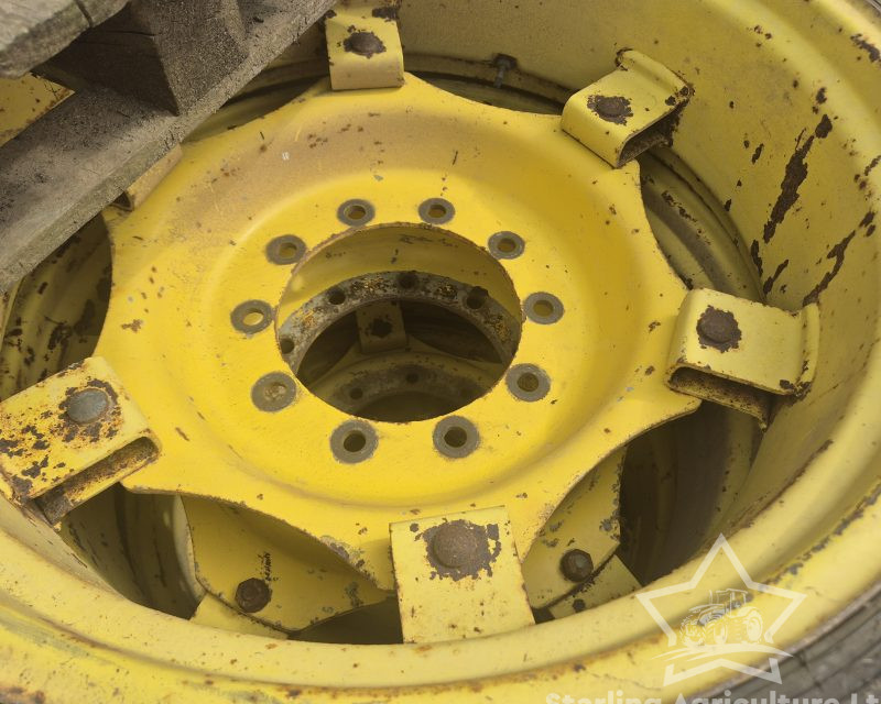 Dual Rowcrops. 270/95R48 and 270/95R32.