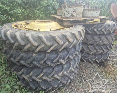 Dual Rowcrops. 270/95R48 and 270/95R32.