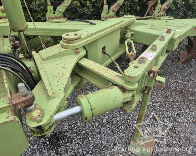 Dowdeswell MA 170 7+1+1 Plough