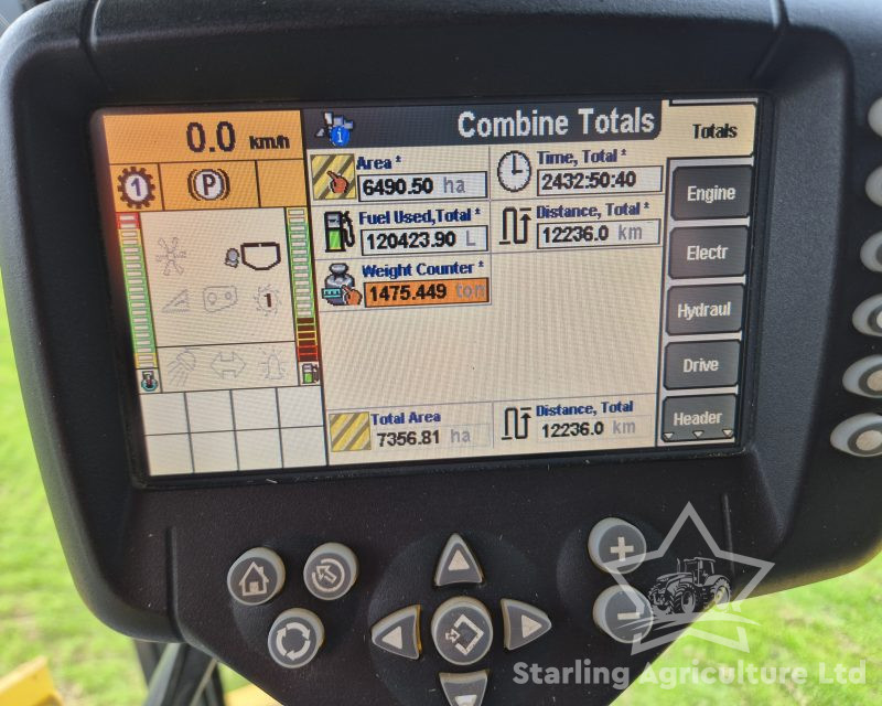 New Holland CR 9080 Combine