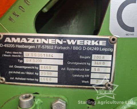 Amazone UX3200 28m Sprayer