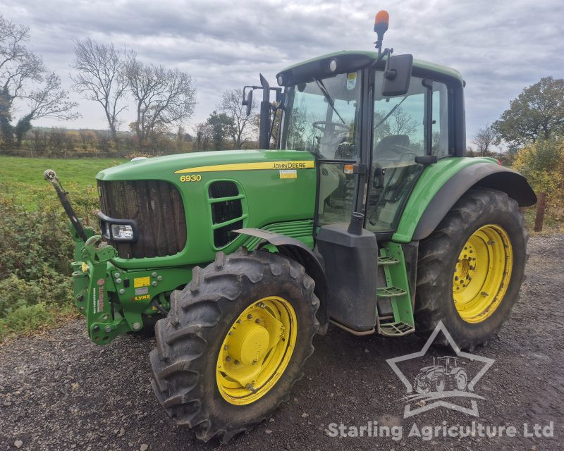 John Deere 6930