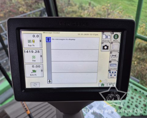 John Deere W540 Combine