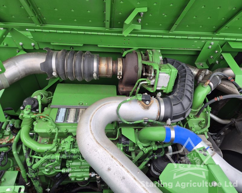 John Deere W540 Combine