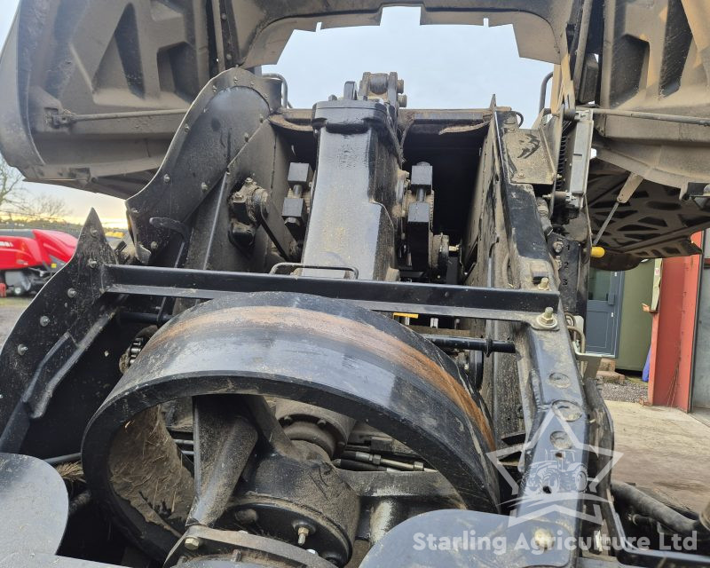 New Holland 870 80×70 Baler