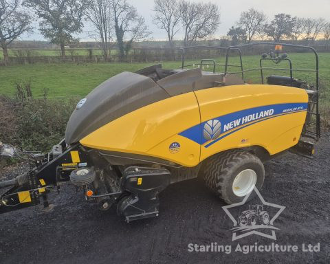 New Holland 870 80×70 Baler
