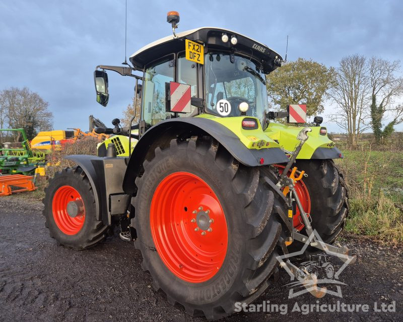Claas Arion 660
