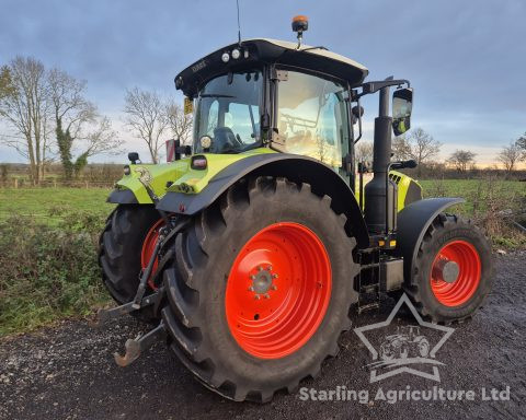 Claas Arion 660