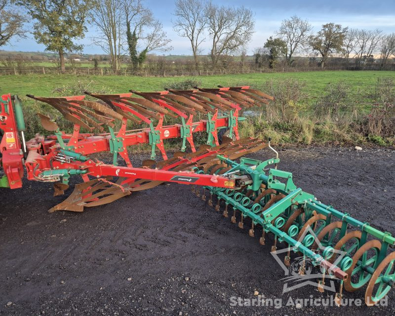 Kverneland LB85 6F (5+1) Plough and Packomat