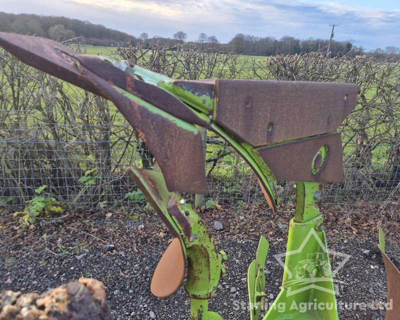 Dowdeswell DP100S Plough