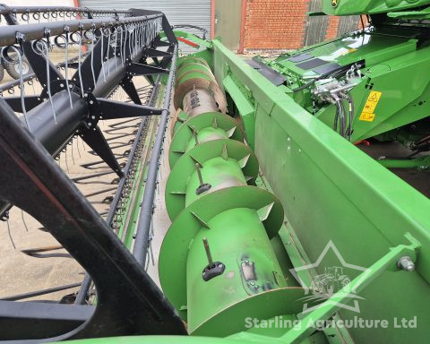 John Deere W540 Combine