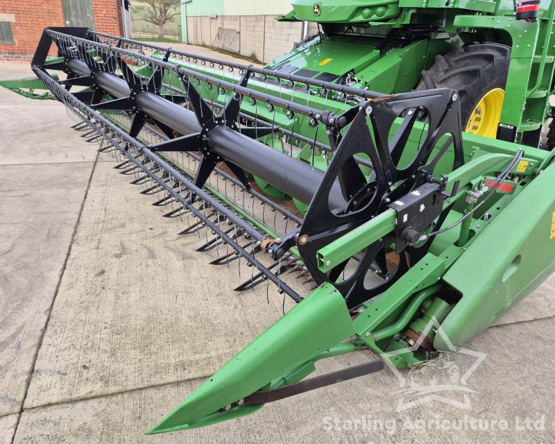 John Deere W540 Combine