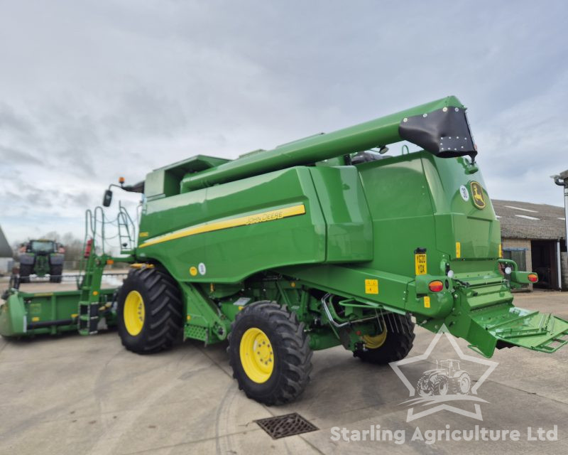 John Deere W540 Combine