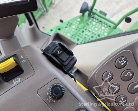 John Deere W540 Combine