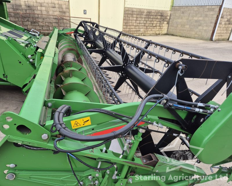 John Deere W540 Combine