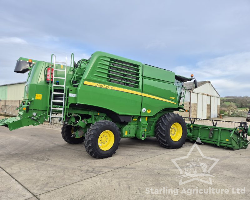 John Deere W540 Combine