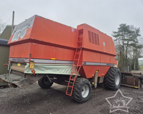Massey Ferguson 38 Combine