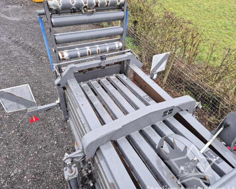 Massey Ferguson 2270XD